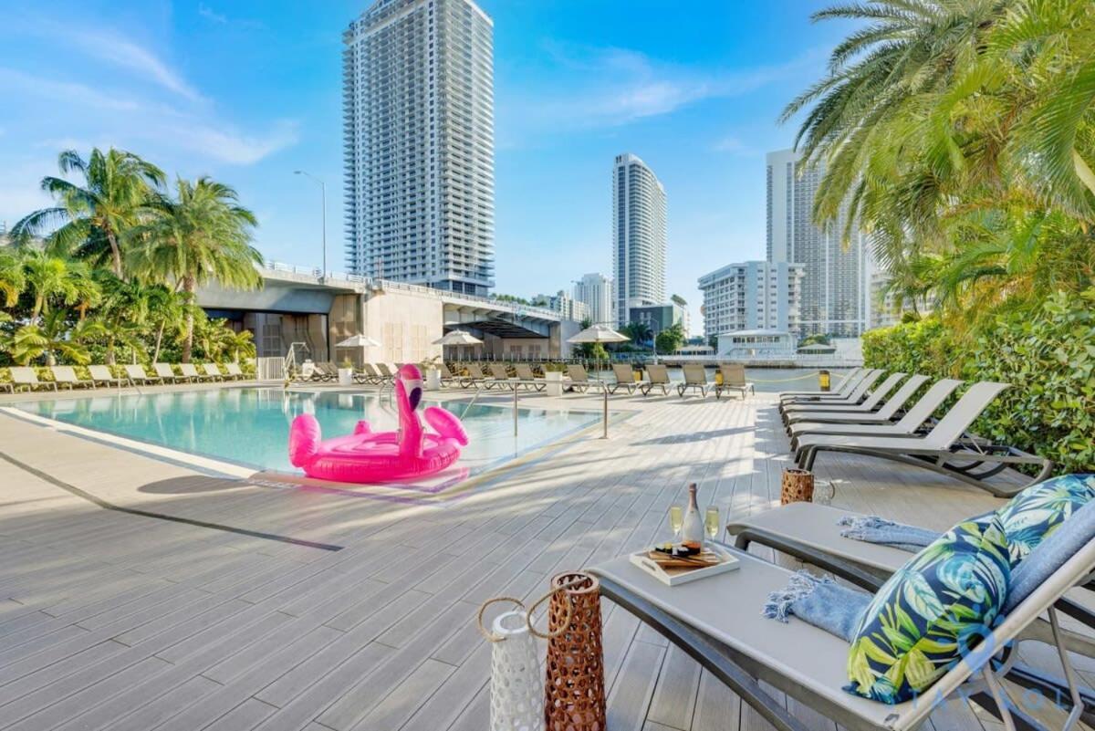 Infinite View With Balcony,Pool Plus Near Beach Hallandale Beach Dış mekan fotoğraf